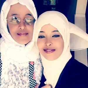 Meet your Posher, Amal